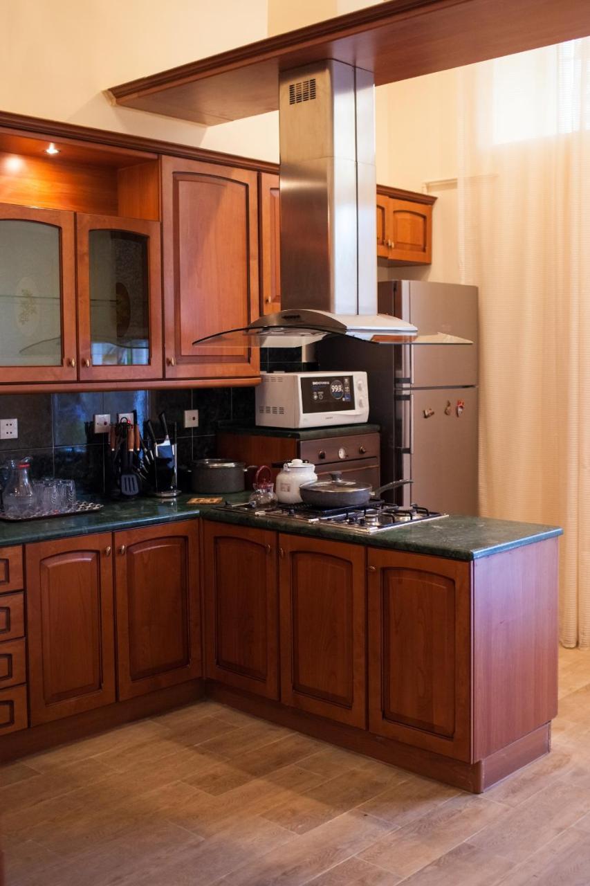 Land Of Fire Hostel Baku Ngoại thất bức ảnh