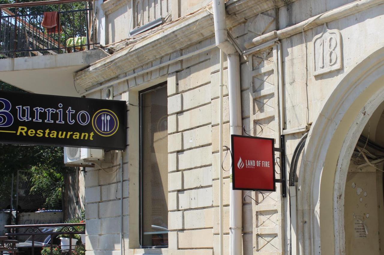 Land Of Fire Hostel Baku Ngoại thất bức ảnh