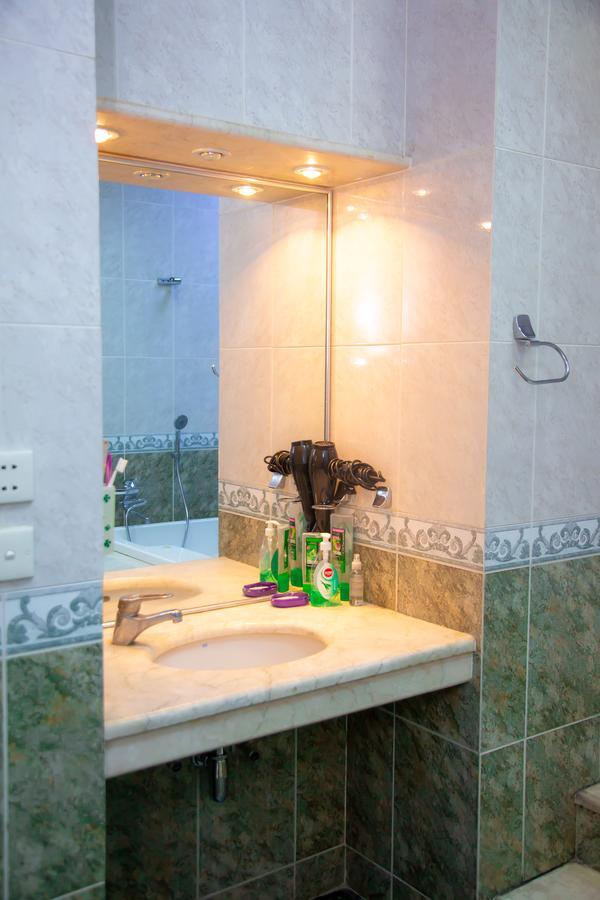 Land Of Fire Hostel Baku Ngoại thất bức ảnh