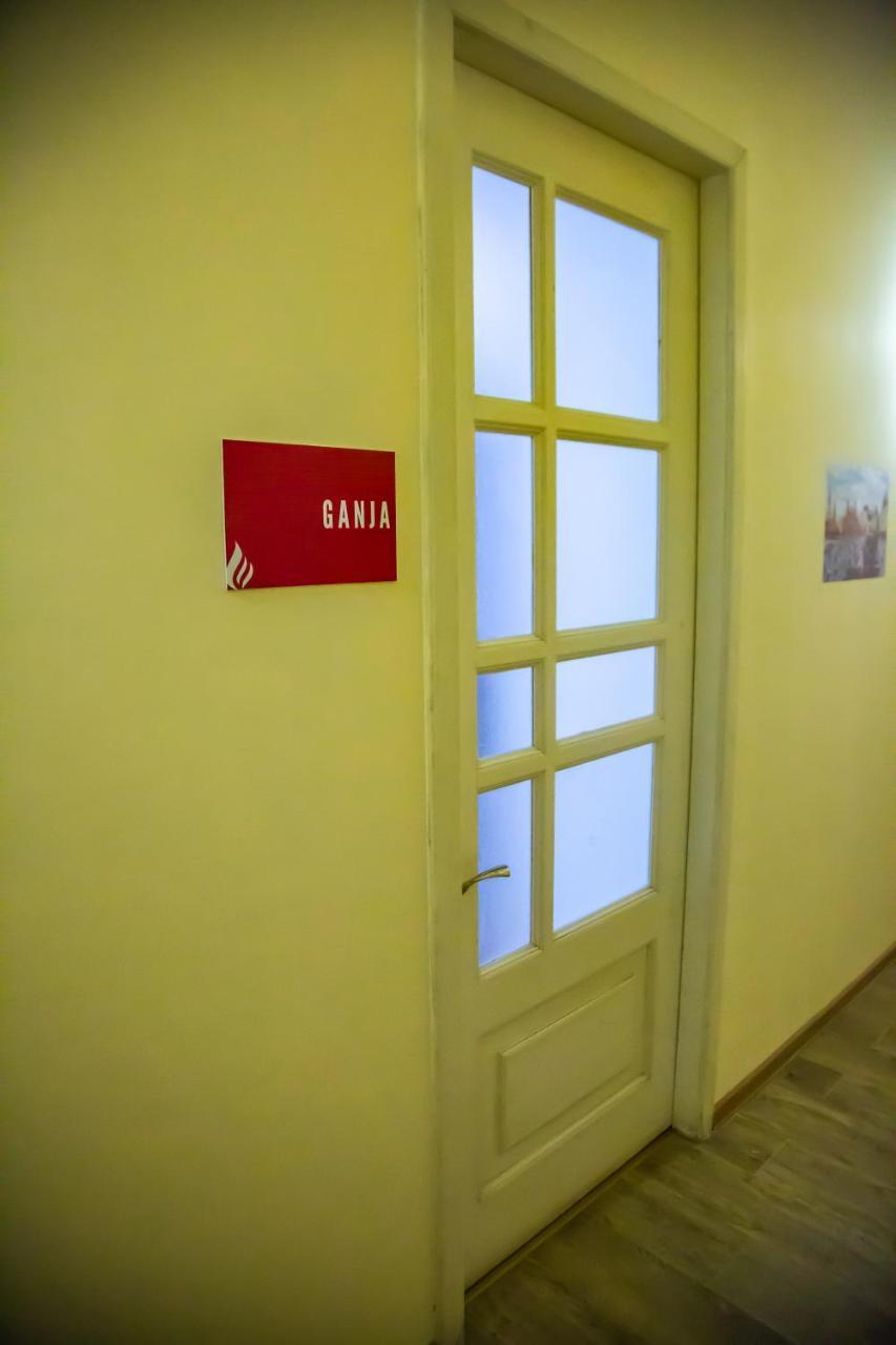 Land Of Fire Hostel Baku Ngoại thất bức ảnh