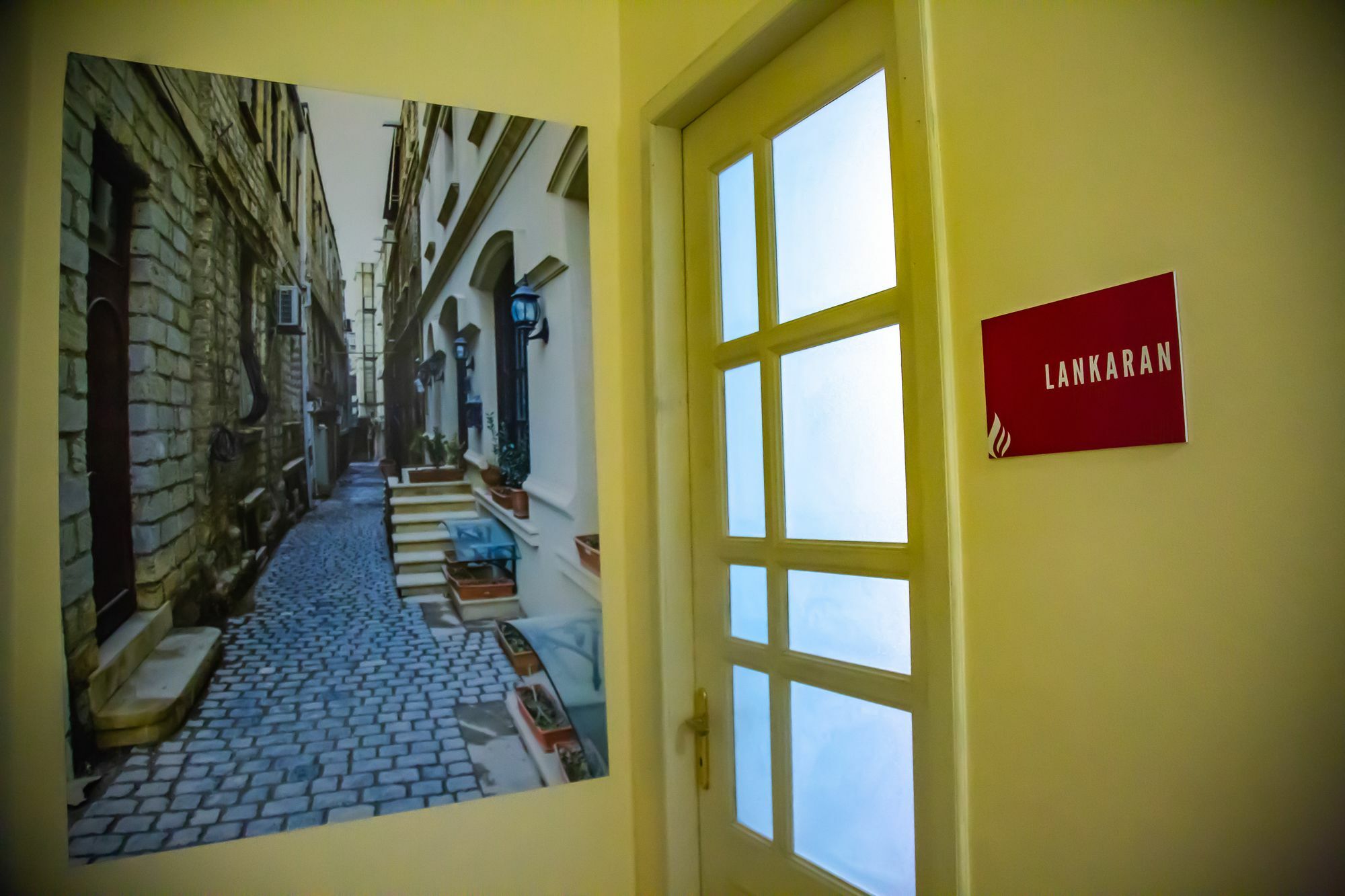 Land Of Fire Hostel Baku Ngoại thất bức ảnh